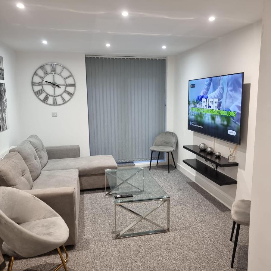 Classic 2 Bed Apartment In Oldkent Road London Exterior foto